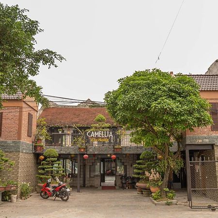 Camellia Eco Home &Tra My Restaurant Нин Бин Екстериор снимка