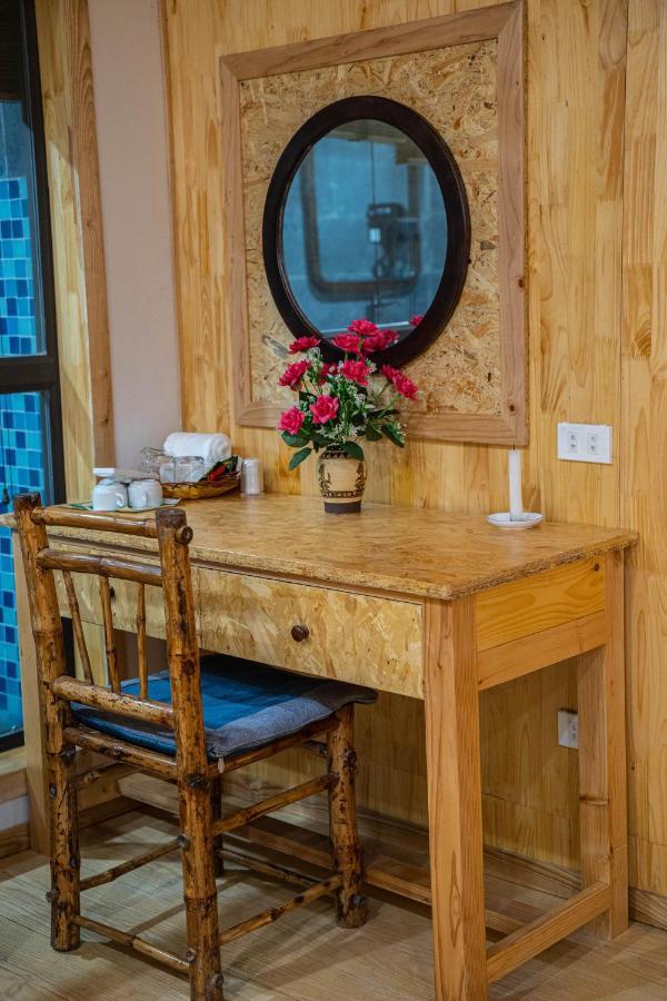 Camellia Eco Home &Tra My Restaurant Нин Бин Екстериор снимка