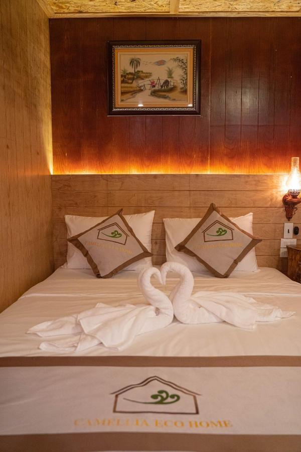 Camellia Eco Home &Tra My Restaurant Нин Бин Екстериор снимка