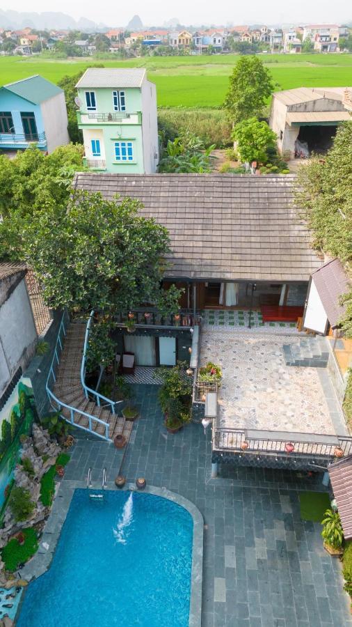 Camellia Eco Home &Tra My Restaurant Нин Бин Екстериор снимка