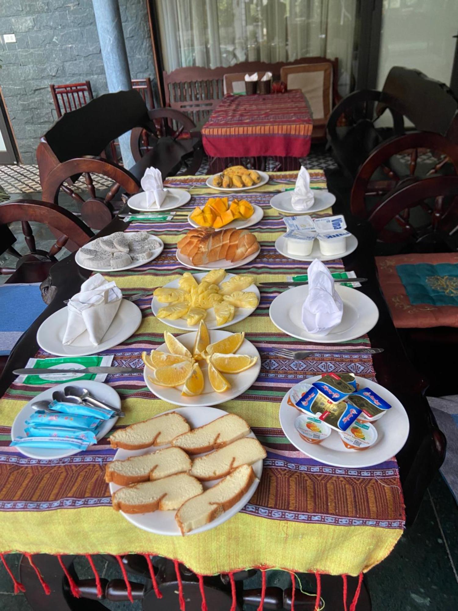 Camellia Eco Home &Tra My Restaurant Нин Бин Екстериор снимка